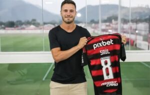 Saúl Ñíguez e Samuel Lino são regularizados no Flamengo