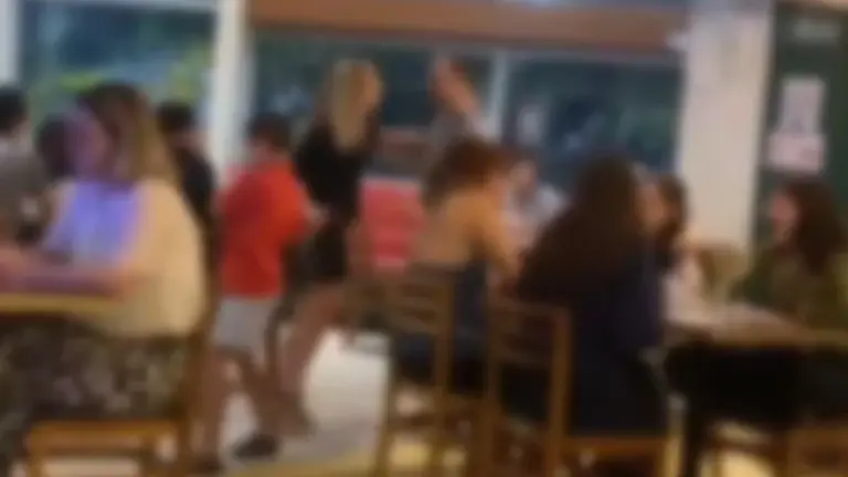 Vídeo: Briga em restaurante do RioMar gera repúdio