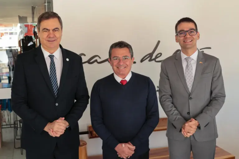 Ministro Vital do Rêgo visita Café-Escola Senac