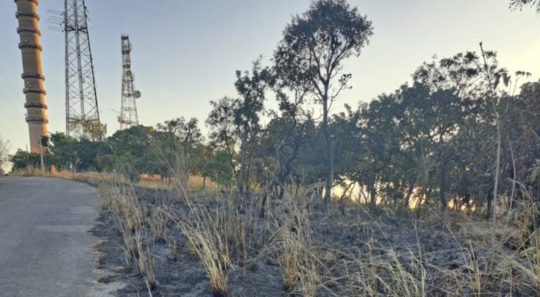 Morro da Serrinha é fechado para evitar queimadas