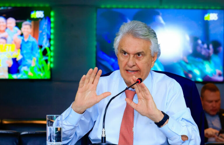 Tarifaço dos EUA: Caiado busca solução com setores chave