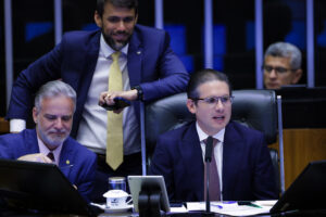 Hugo Motta pauta combate à “adultização” de crianças após vídeo viral