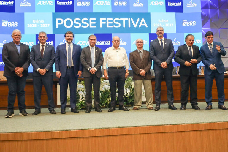 Ibaneis e BRB impulsionam moradia e desenvolvimento no DF