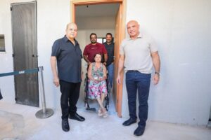 Mais 140 famílias recebem as chaves da casa própria no Sol Nascente