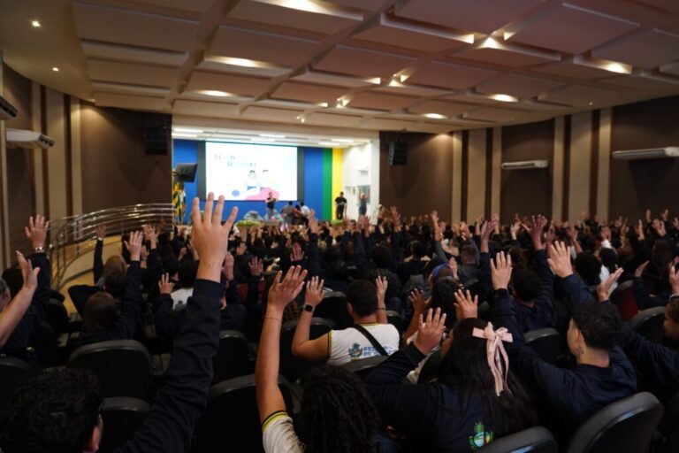 Semana do Estudante inspira e valoriza jovens em Goiás