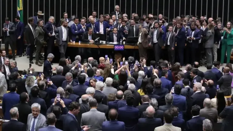 Motta critica obstrução da oposição na Câmara