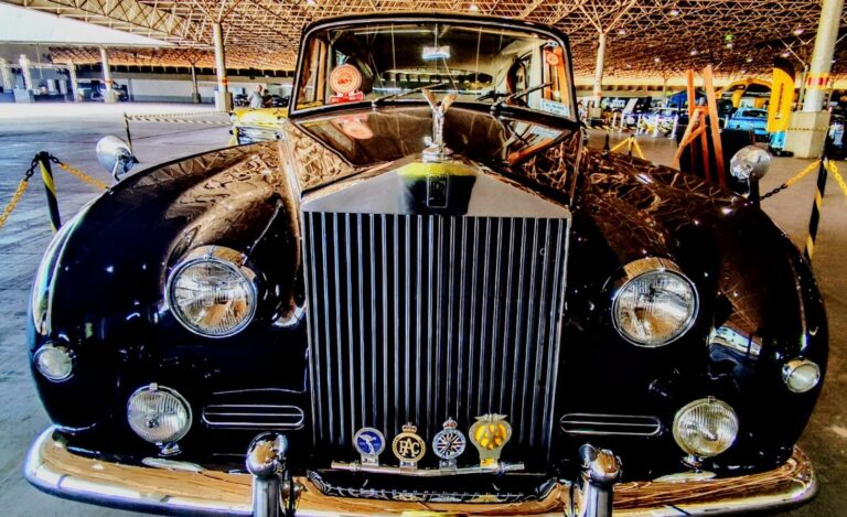 Auto Indoor agita Brasília com clássicos e atrações para toda a família