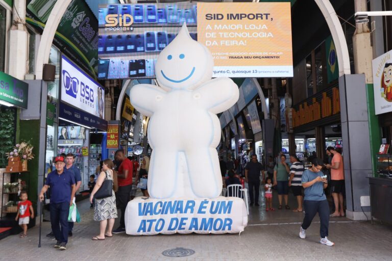 Feira dos Importados garante mais de mil vacinas no fim de semana