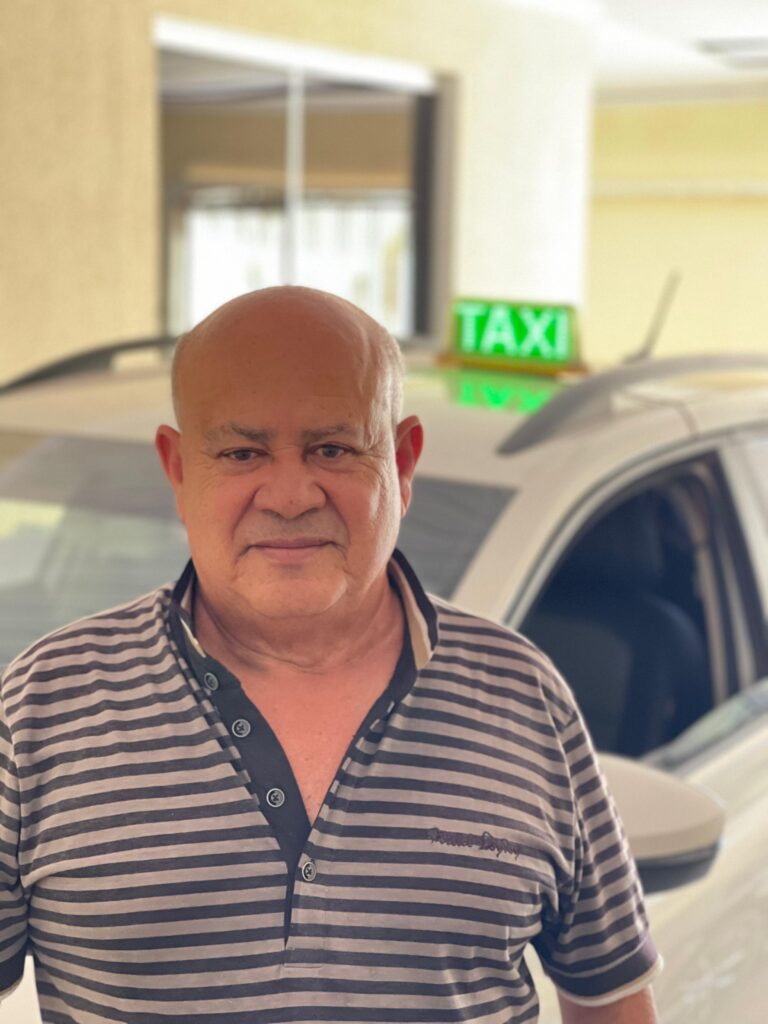 Divino do Táxi lança associação para fortalecer categoria