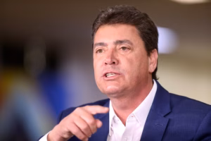 Polícia Federal investiga Wilder Morais por suposto desvio de dinheiro público de emenda