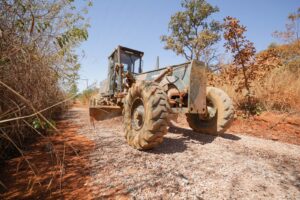 GDF recupera estrada vicinal em área rural de Sobradinho