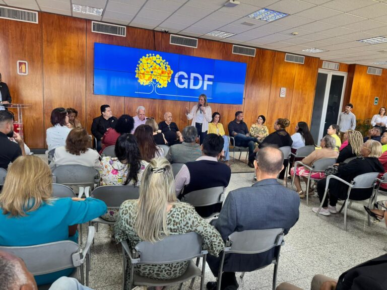 Celina Leão anuncia diálogo aberto com idosos no DF