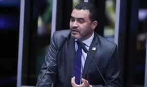 STJ afasta governador do Tocantins por suspeita de fraude