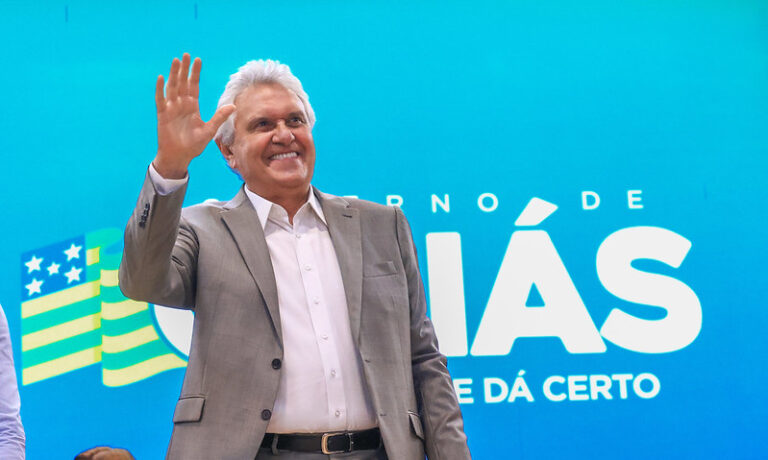 Caiado acusa Lula de calote bilionário