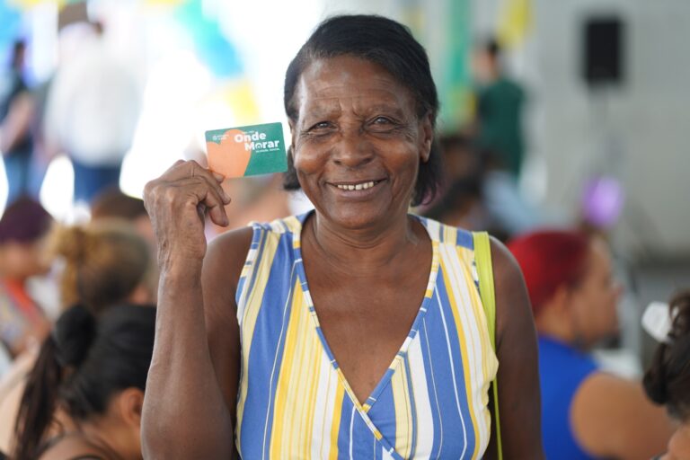 Gestão Caiado segue firme na luta por moradia para todos