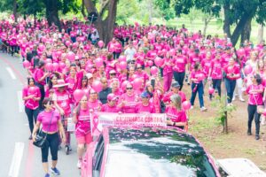 Caminhada Contra o Câncer de Mama 2025 celebra esperança e união em Goiânia