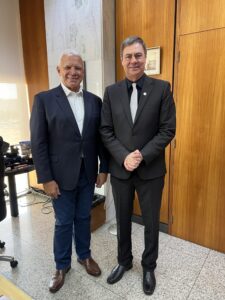 Fecomércio-DF e Segov articulam votação de projeto que atualiza regras para quiosques e trailers