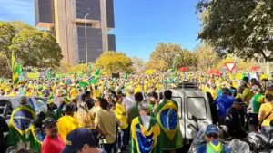 Bolsonaristas convocam ato em Brasília para pressionar por anistia