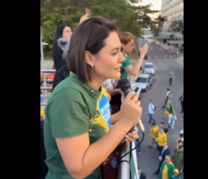 Michelle Bolsonaro defende anistia e critica Lula