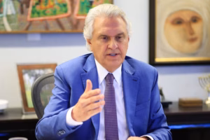 Caiado defende modelo prisional de Goiás na Câmara