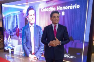 Valcides de Araújo: menino que semeou futuro e colheu reconhecimento