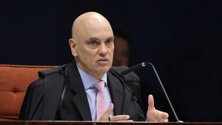 STF mantém prisão preventiva de Bolsonaro