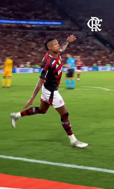 Flamengo goleia o Sport no Maracanã