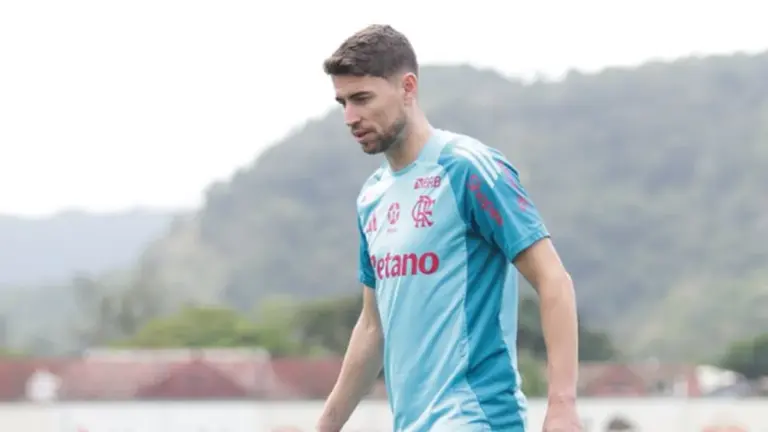 Jorginho e Carrascal viram desfalques e preocupam Flamengo