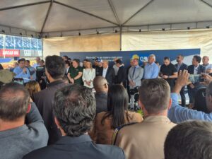 Ibaneis Rocha reinaugura Autódromo de Brasília