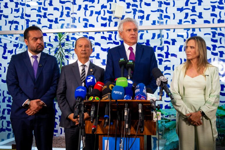 Caiado endurece discurso e apoia equiparar facções a terrorismo