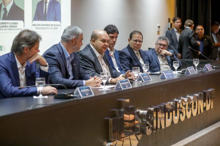 Ibaneis destaca avanços e reforça parceria com a construção civil e o BRB