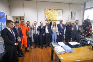 Forças de segurança agradecem a governador Ibaneis Rocha o reajuste salarial