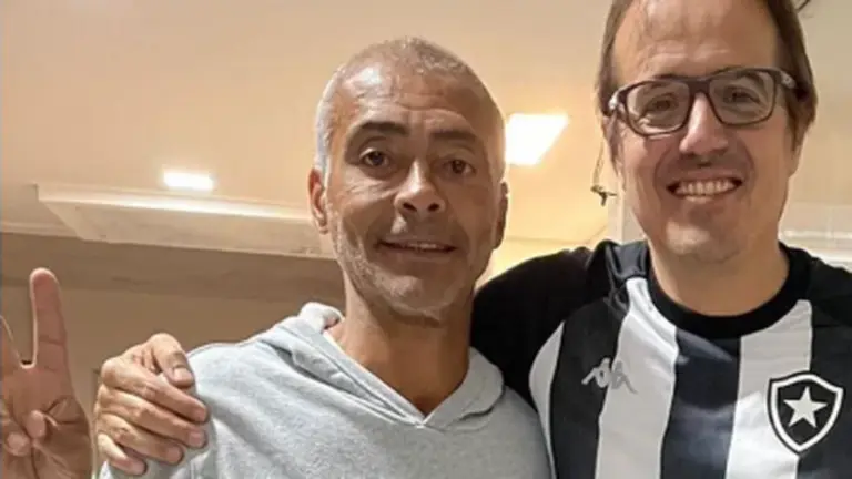 Romário se licencia do Senado e abre espaço para suplente do PL no Rio