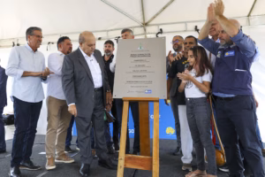 Ibaneis Rocha inaugura reforma da Praça dos Estados, na Candangolândia