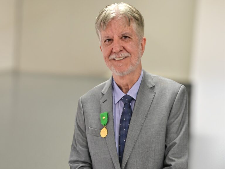 Presidente do IgesDF é homenageado com a Medalha do Mérito Buriti