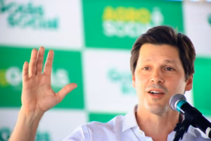 Daniel Vilela lidera com 39,3% em Goiás