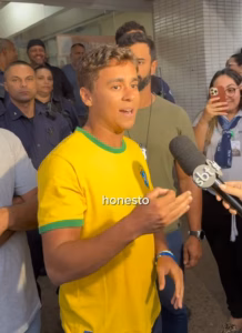 Nikolas visita vítimas de raio em Brasília