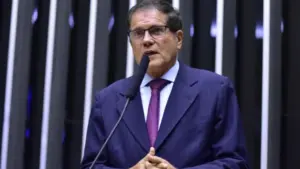Deputado banca “Cristo do Sertão” com verba secreta