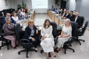 Nova presidente do Conselho de Educação do DF toma posse